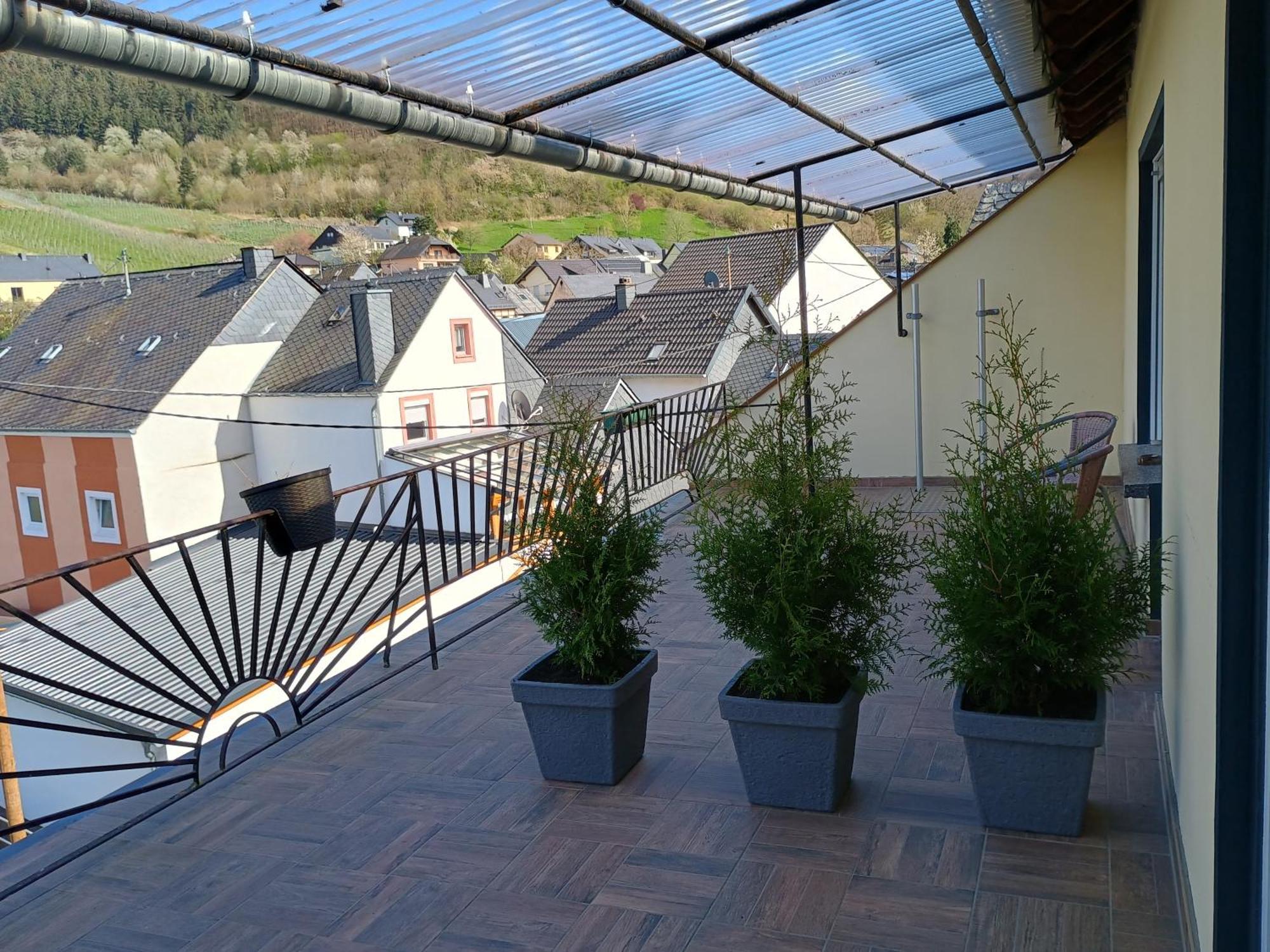 Gasthof Zur Grafschaft Veldenz Exterior foto