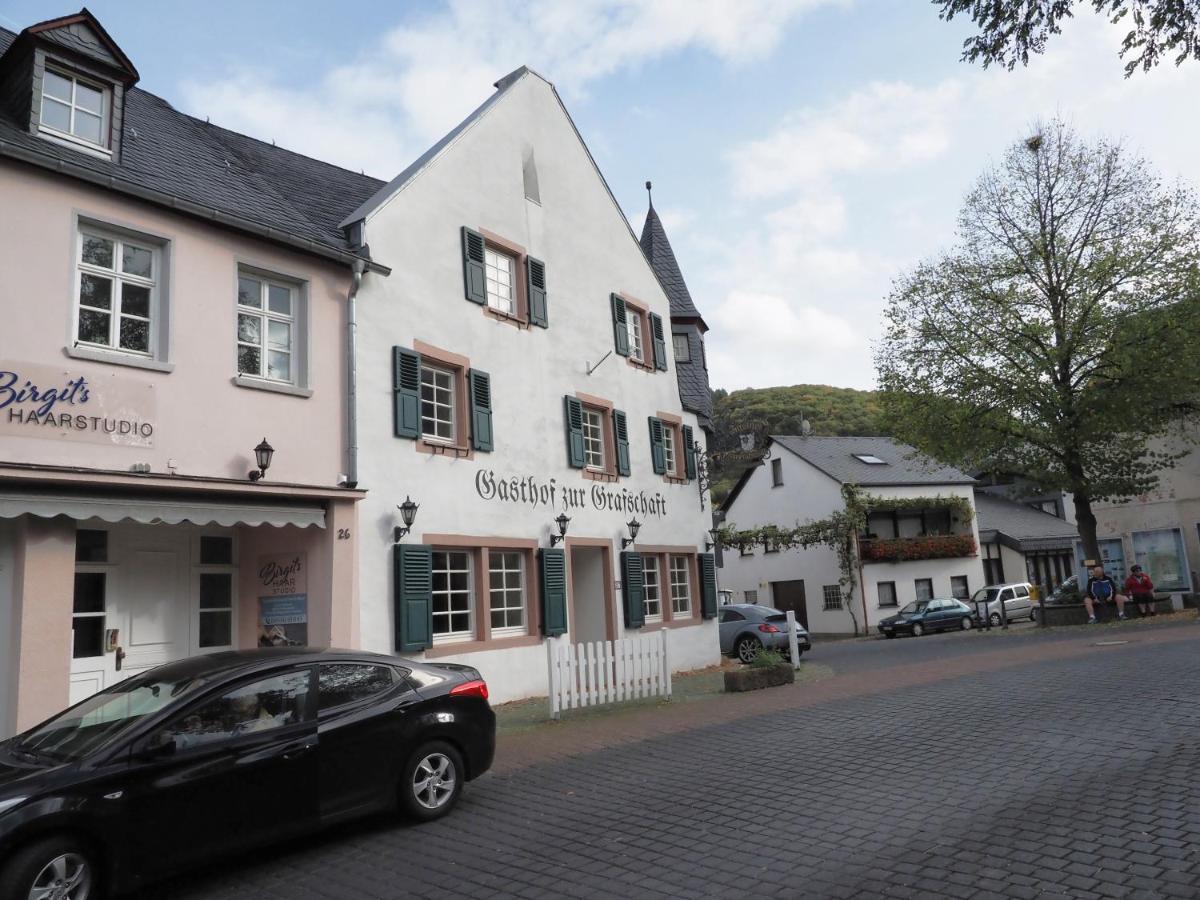 Gasthof Zur Grafschaft Veldenz Exterior foto